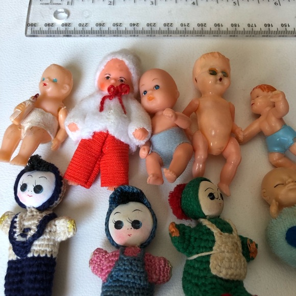 Lot of Vintage Dolls Hong Kong & Hand Made & more - Picture 16 of 16